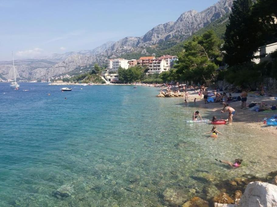 Lovely Apartment Omiš Esterno foto